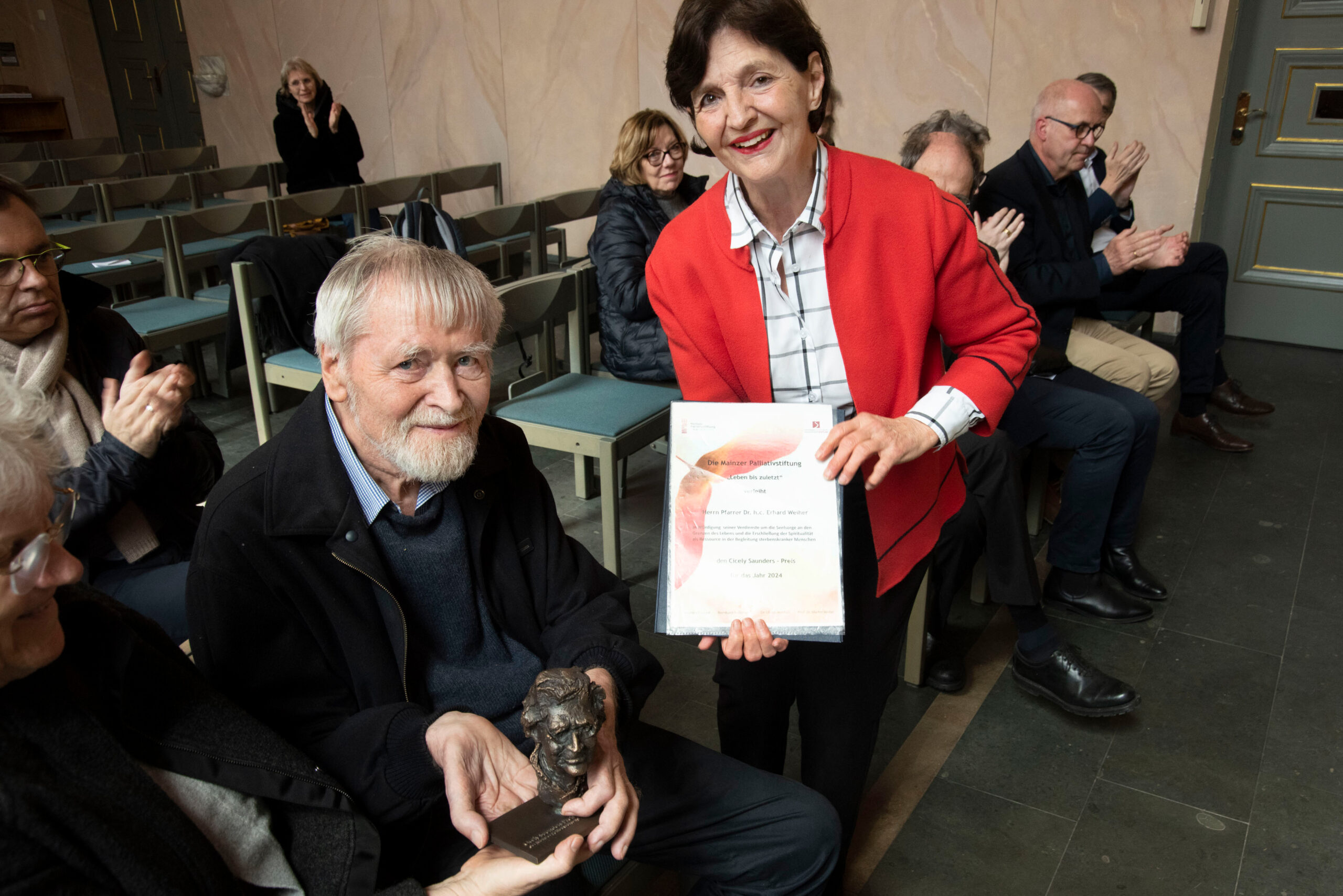 Verleihung des Cicely Saunders-Preises der Mainzer Palliativstiftung an Herrn Pfarrer Dr. h.c. Erhard Weiher – Foto: Thomas Boehm