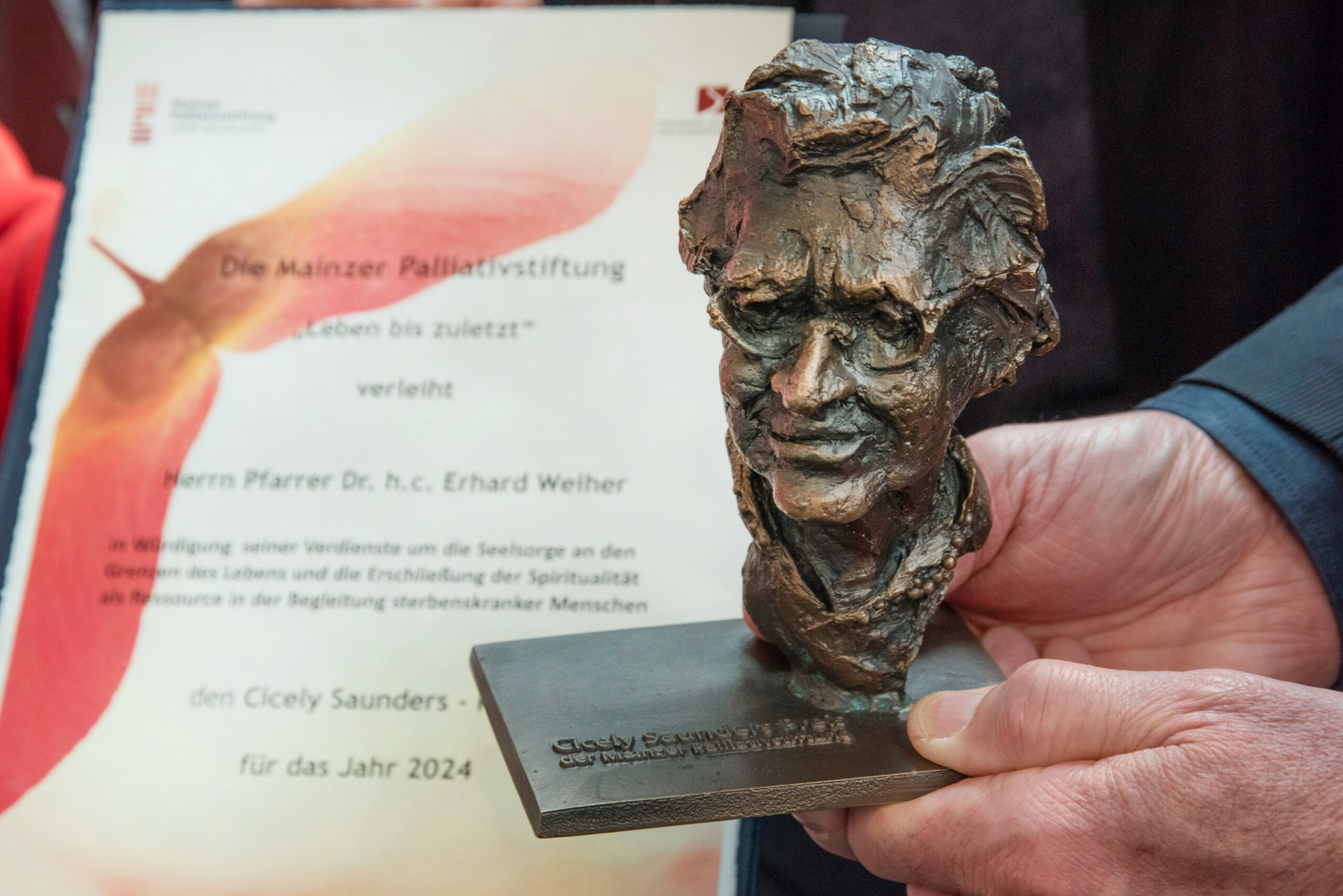 Verleihung des Cicely Saunders-Preises der Mainzer Palliativstiftung an Herrn Pfarrer Dr. h.c. Erhard Weiher – Foto: Thomas Boehm